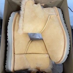 🆕UGG® Mini Bailey Bow II Water-Resistant Cold Weather Booties🆕